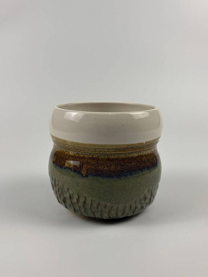Carved Layers Utensil Holder