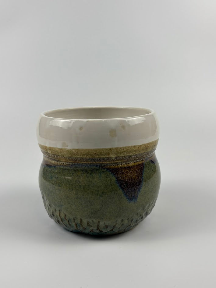 Carved Layers Utensil Holder