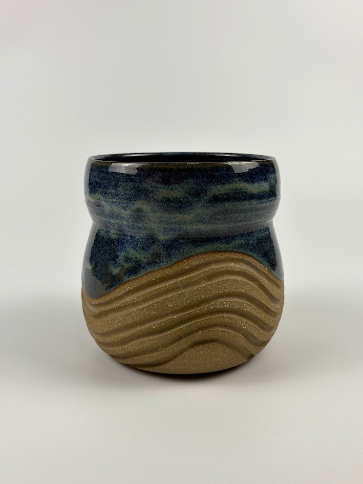Carved Waves Utensil Holder *Seconds*