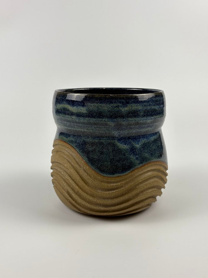 Carved Waves Utensil Holder *Seconds*