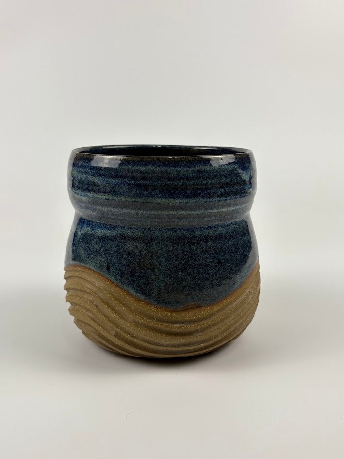 Carved Waves Utensil Holder *Seconds*