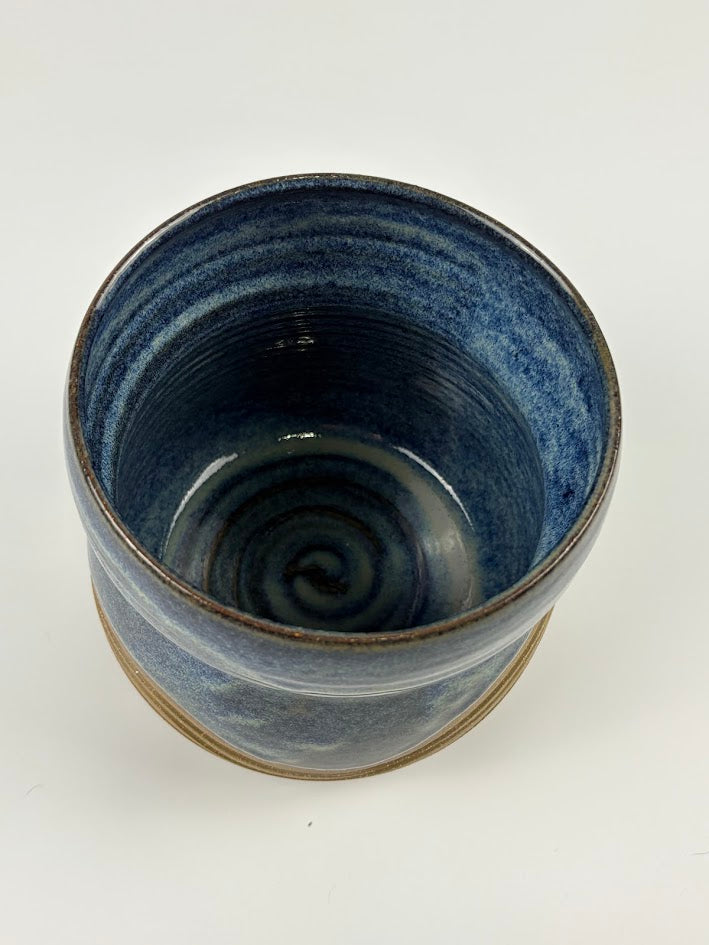 Carved Waves Utensil Holder *Seconds*