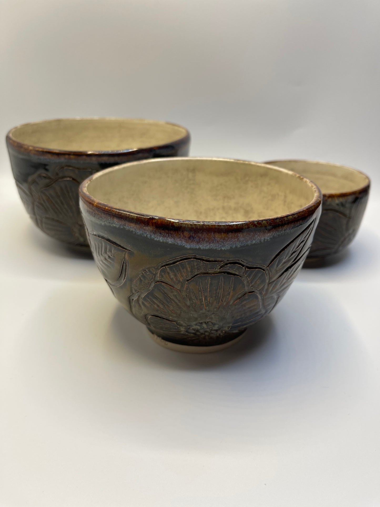 Carved Flower Nesting Bowl Set