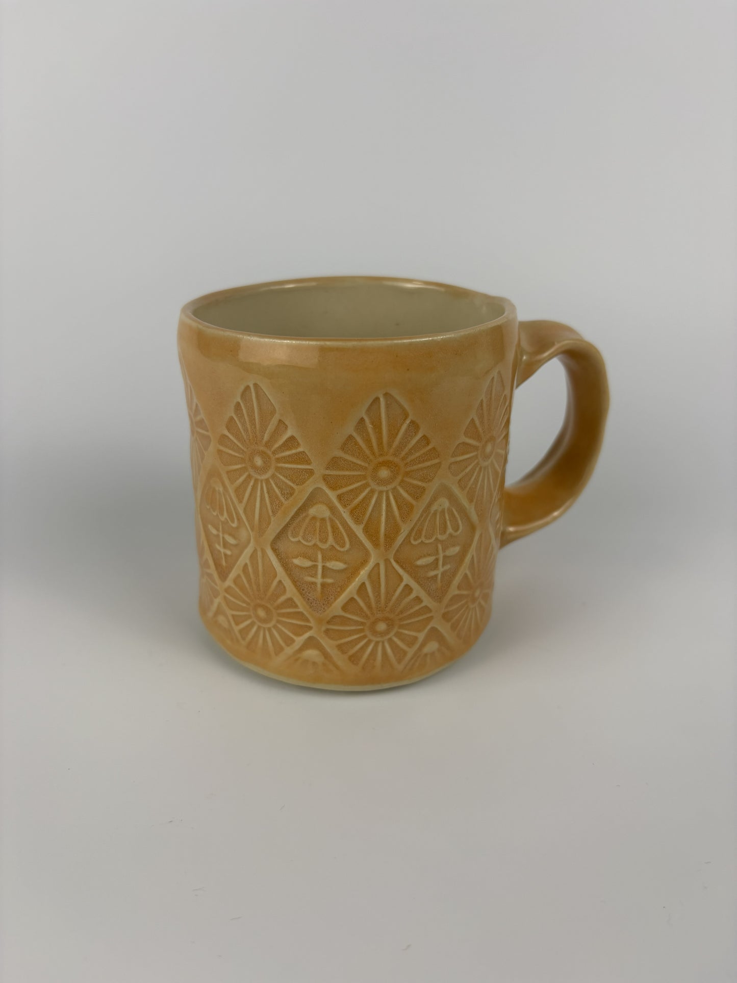Peach Hand Stamped Daisy Mug