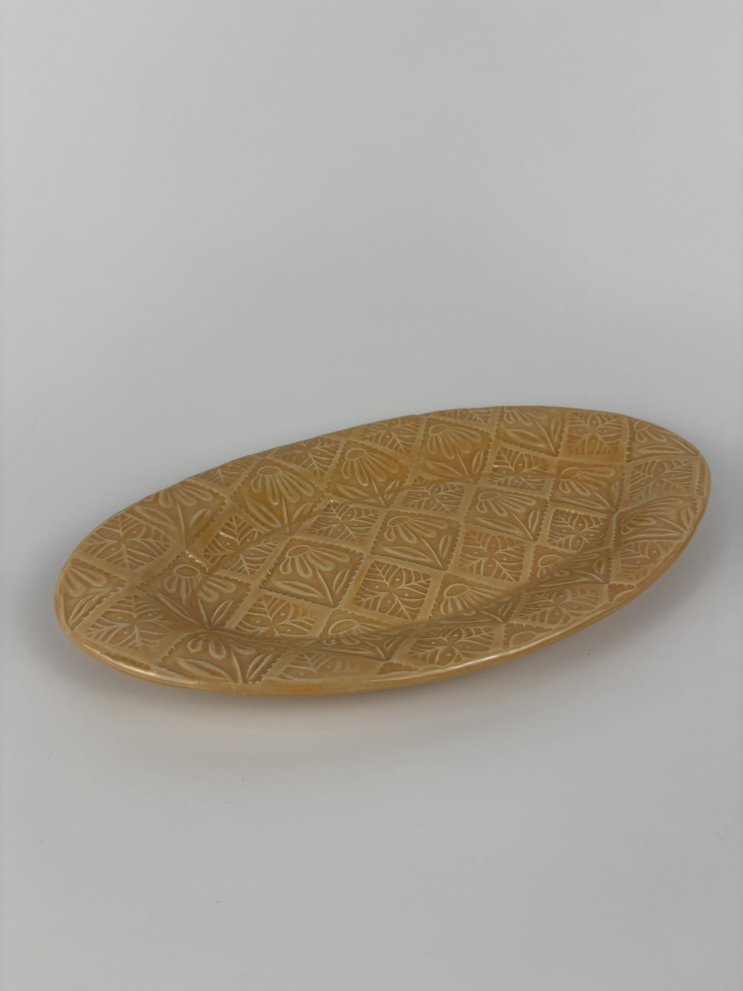 Medium Daisy Stamped Plate
